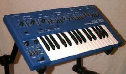 Roland SH-101