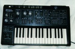 Roland SH-1